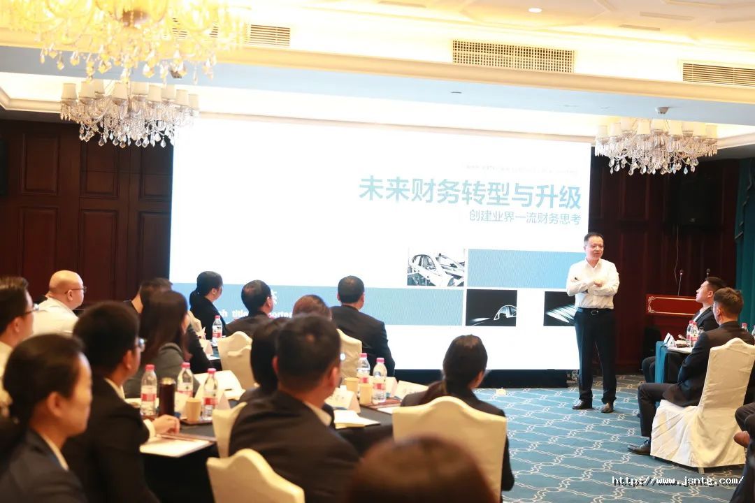 1681893856284838KvbK.jpg 37d7154c0989b0d7ebd7d1161cc7dd67.jpg